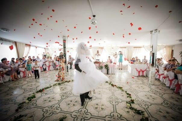 فندق فور سيزونز بوريسبول المظهر الخارجي الصورة